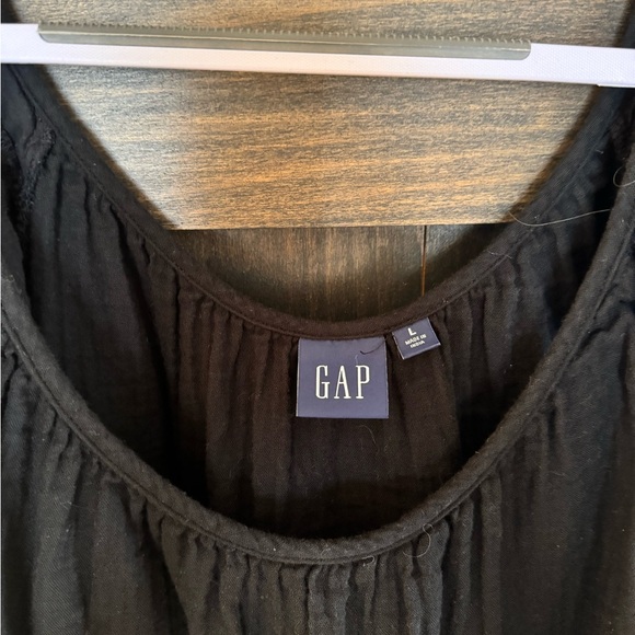 GAP Ruffled Black Dress - Picture 4 of 5